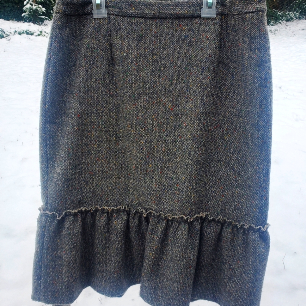 cozy wool skirt.  sz 12